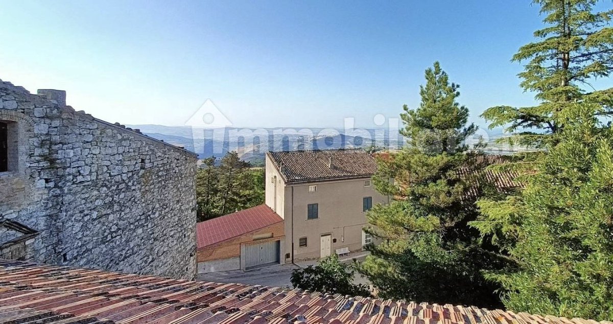oldhouseunder50's tweet image. Renovated Village #House In #Italy Under $115K. oldhousesunder100k.com/under-150k-sun…