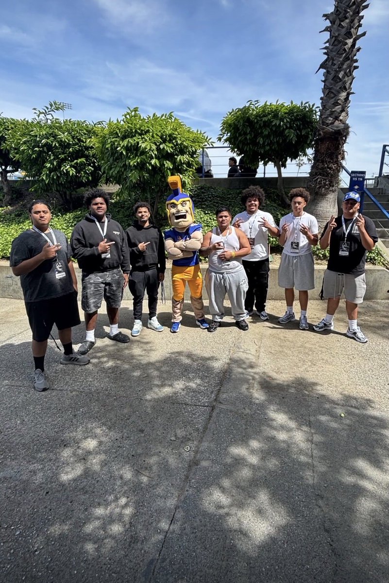 SamRabuku24's tweet photo. Had an amazing time visiting San Jose State University!  @TrenchWorkElite @Inderkum_FB @pme_areyouone @CoachE916 https://t.co/qaod6WQyGo