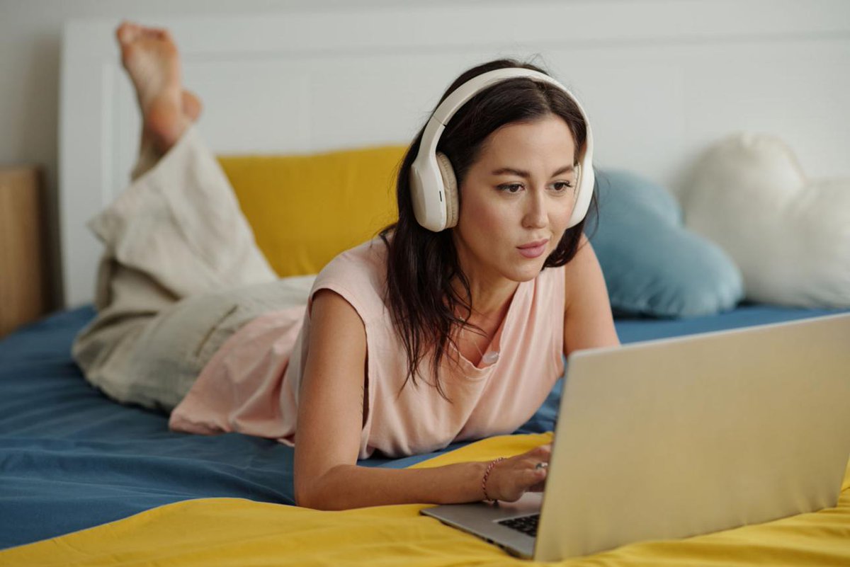 your_pain_hub's tweet image. Music connects millions ❤️

But behind every fan…
there’s a personal story.
What’s yours?

💬 Write it
💰 Earn from it

👉 yourpainhub.com/signup
#ENHYPEN #MusicStories #Fandom #YourStory