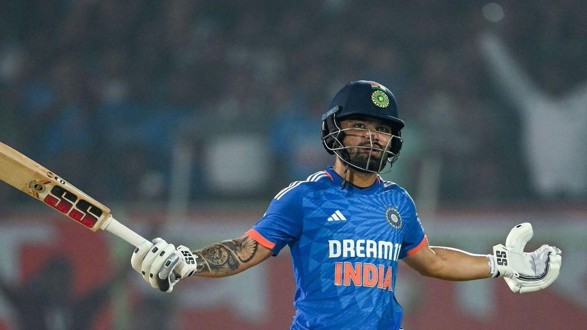 your_pain_hub's tweet image. Players like Rinku Singh &amp;amp; Jadeja didn’t just win…

They struggled. Failed. Came back stronger.

Your story has that too.

💬 Share it
🏆 Compete monthly
💰 Earn
👉 yourpainhub.com/competition
#Cricket #SuccessStory #DreamBig #YourJourney