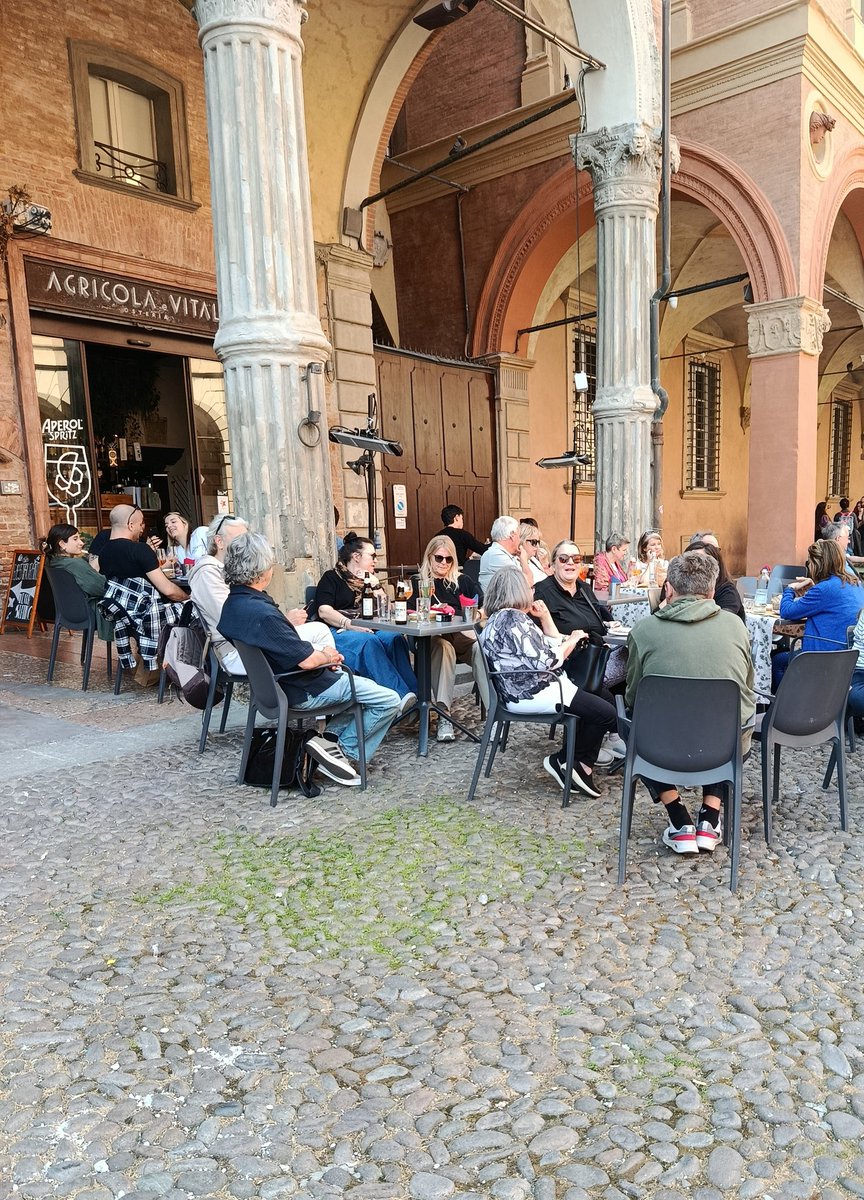 Commendator Culturale @SonoPochi tweet media