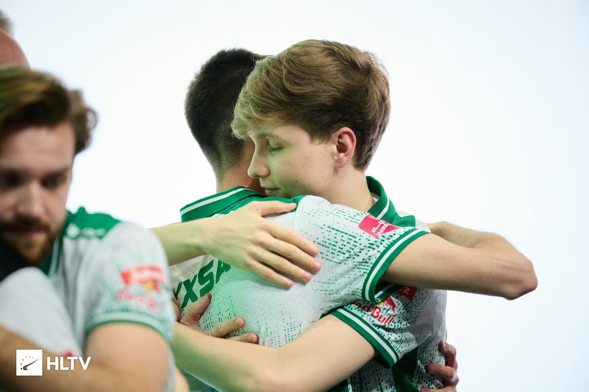 HLTV.org tweet media