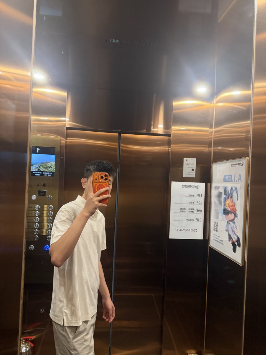 022 闲白天津 tweet media