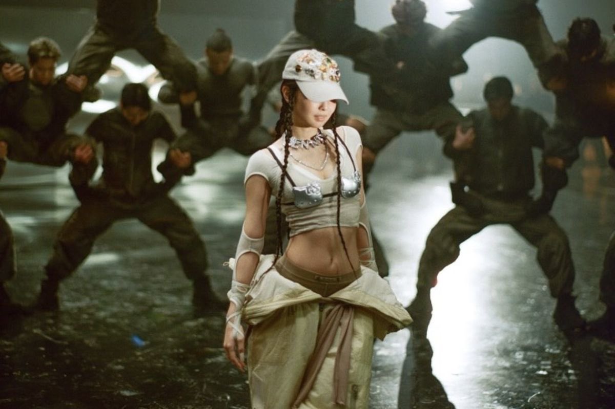 JENNIE Charts tweet media