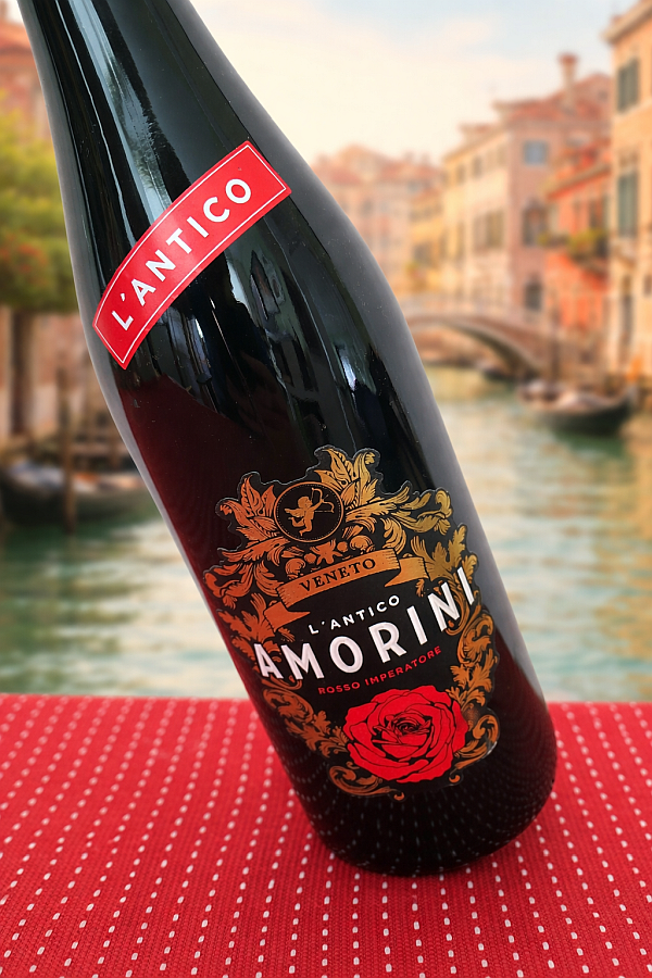 mywinepal's tweet image. Please read, From Veneto, Italy: L'Antico Amorini Rosso Imperatore IGT.
@pacific_canada #winewriter #veneto #corvina #merlot #cabernetsauvignon wp.me/p1rfI3-bLc