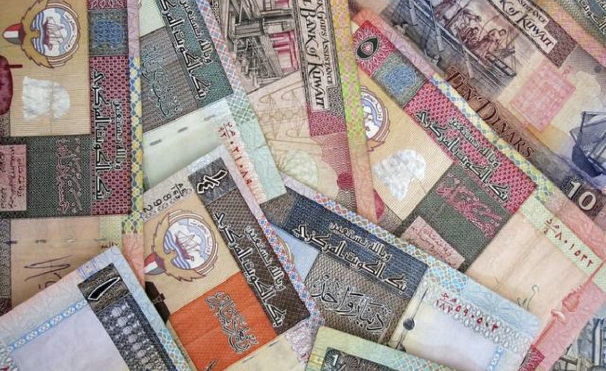 M645x's tweet photo. أيامها حتى الربع يعيشك شهر https://t.co/GLsQaHpAiF
