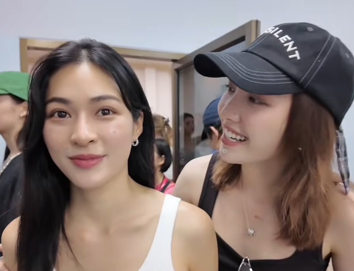 c.cat /ᙏ̤̫͚ tweet media