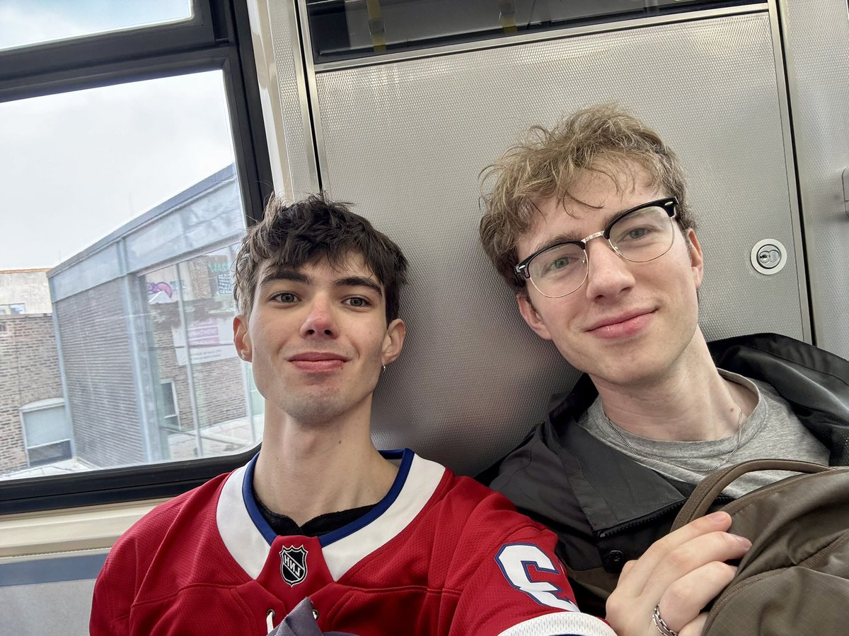 harrison (///) tweet media