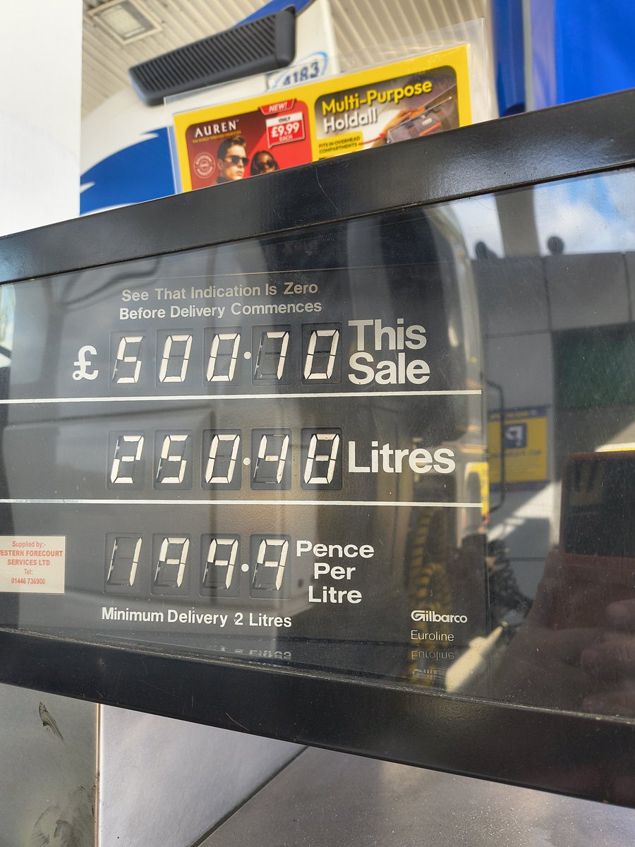 SebgibsonGibson's tweet image. #British Tax for British people 
Whether your Labour or Tory 
Stop ruining our lives