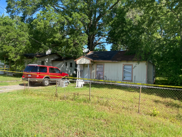 Queen_City_News's tweet image. Heartbreaking | 8 children are dead following a mass shooting in #Louisiana, authorities have confirmed #NationalNews 

What we know &amp;gt;&amp;gt; qcnews.com/news/national-…