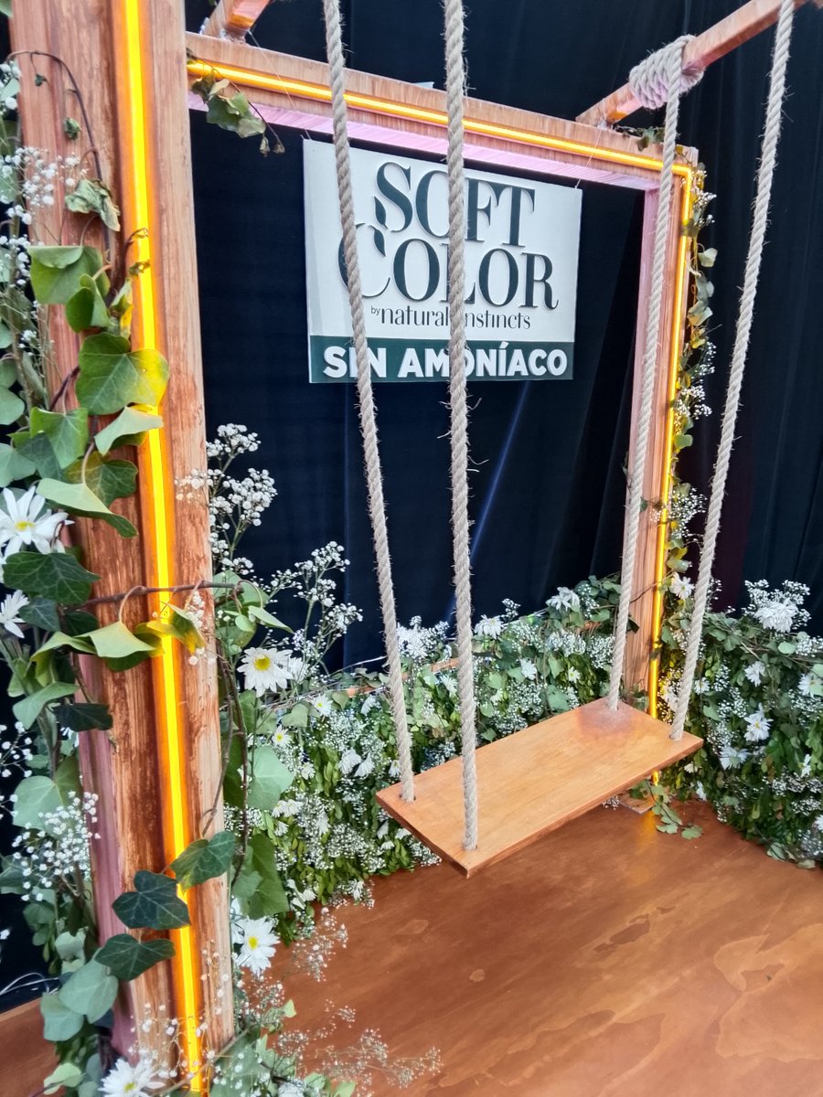 ItmagazineMex's tweet photo. “El Poder del Color” de #Wella es una experiencia que va más allá de lo estético:
#WELLAELPODERDELCOLOR
#KOLESTONDELUXE
#LaDecisionQueTeCuida
#SoftColor #ApruebaDeDudas #KolestonLoCambiaTodo
#ElClubQueLoCambiaTodo https://t.co/3Cs9BjMAtC