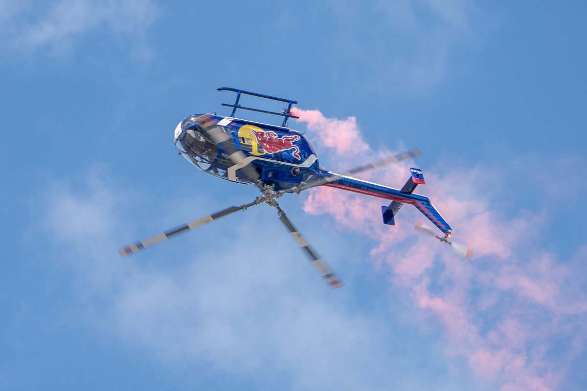 tbcameraman's tweet photo. ✈️ 📷 Had a great week shooting at #SunNFun. See you next year! #RedWhiteandBlueat52 #AviationPhotography #AirShow https://t.co/unRa0SHVqt