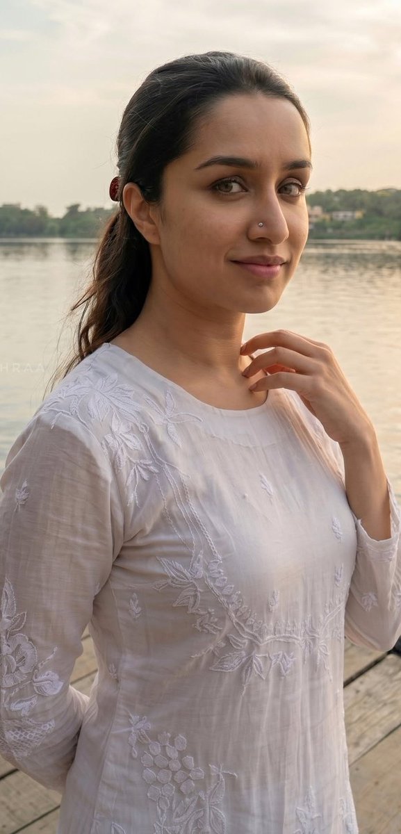IAmKhabri69's tweet image. Most Beautiful &amp;amp; Highest Paid #Bollywood Actress 🌹🤍🌹😙🔥😙

#ShraddhaKapoor 🤍