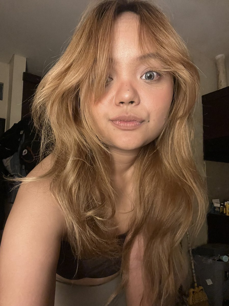 beebawesome's tweet photo. Been feeling maself hard <3 https://t.co/L8ybMfTy83