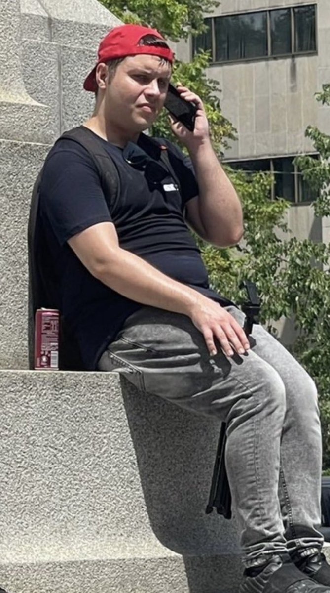 skankhunt42 tweet media