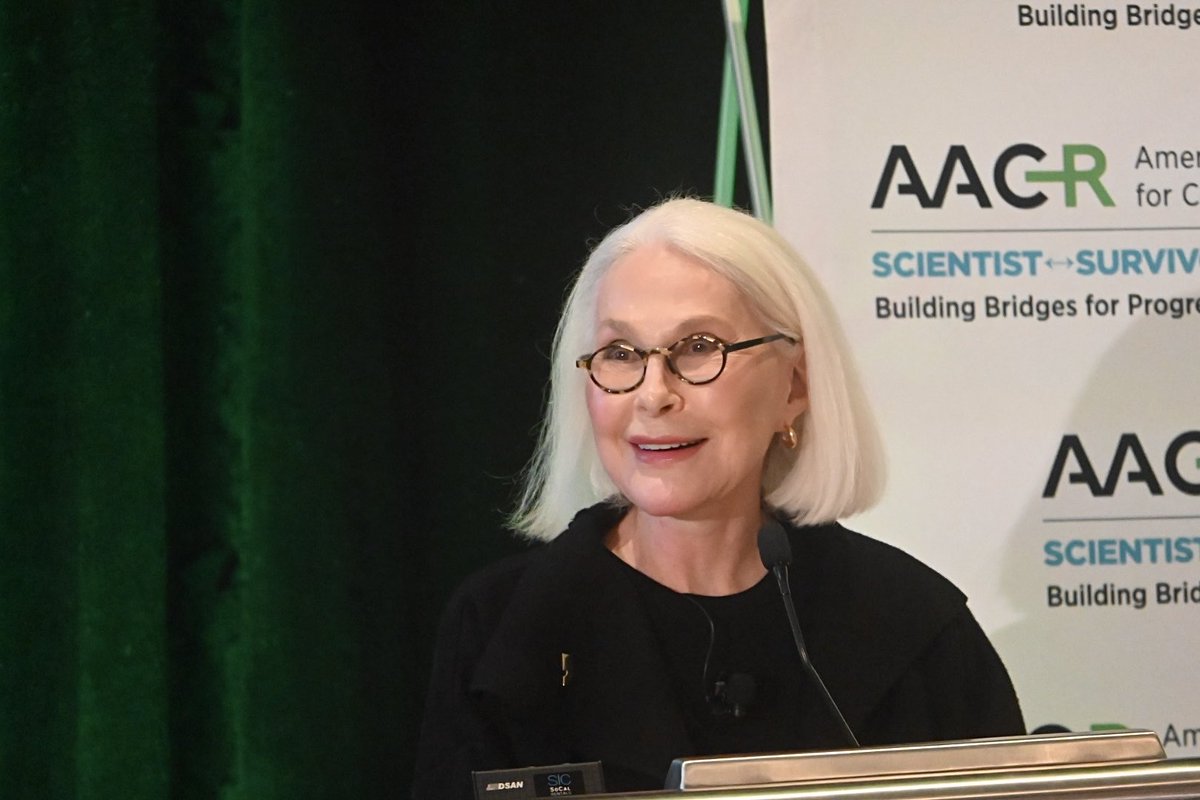 bobriter's tweet photo. Dr. Carolyn Compton presenting a “Mini Med School” to participants in the Scientist-Survivor Program.  #AACRSSP #AACR26 https://t.co/f3s7xe2CWT