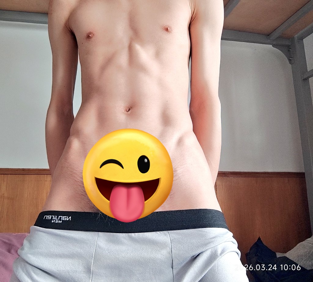 asacaaaac's tweet photo. #薄肌男大 #16楼 #体育生 #1s 薄肌男大粉嫩小帅，buff拉满了，点赞私信全见😎😎 https://t.co/6TkDgG8hVV