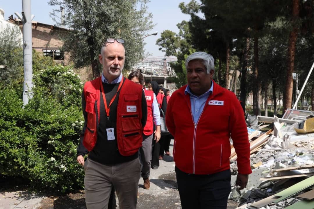 IFRC_MENA's tweet photo. From the very first moments of the outbreak of the conflict, the @Iran_RCS mobilized its nationwide network of staff, volunteers , rescuers and responders across all provinces to support affected communities,” said @Xcastel, IFRC Under Secretary General for National Society Development and Operations Coordination at the @ifrc  

He added during his visit to Iran that the @ifrc stands in full support of the @Iran_RCS as a trusted member, recognizing the scale, coordination, and commitment of its nationwide humanitarian response.