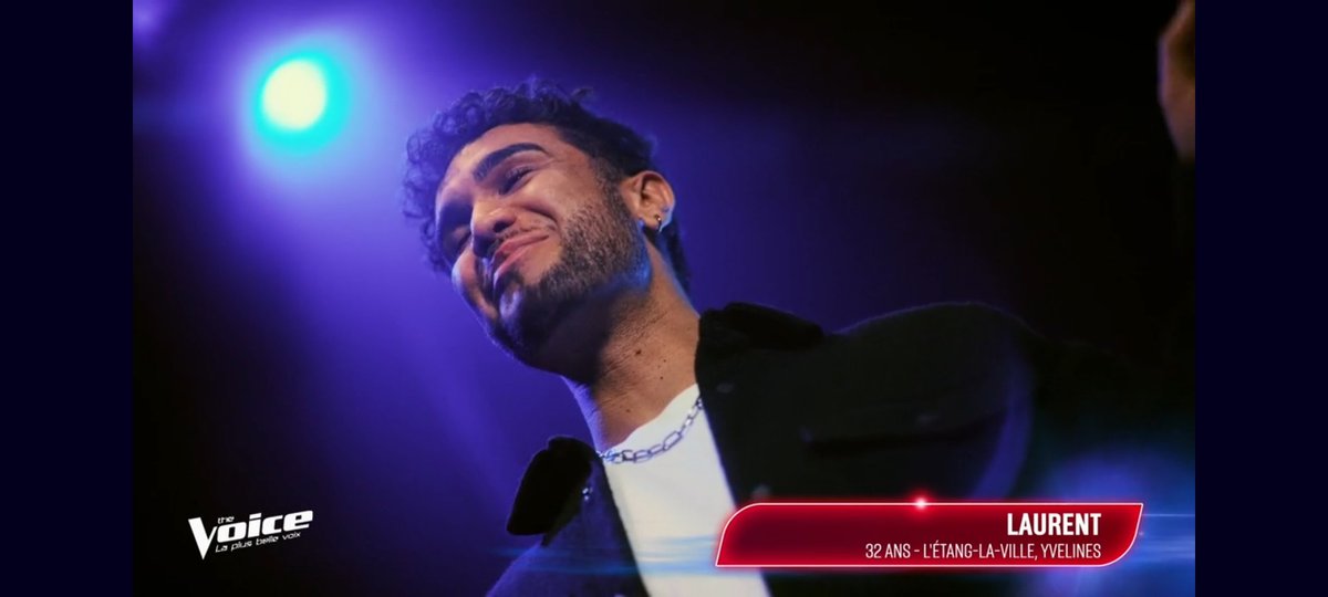 fabien_fichaux's tweet image. Le prochain talent s'appelait Laurent il a chanté "Purple rain" de Prince, 4 coachs se sont retournés, il a rejoint l'équipe Tayc #TheVoice