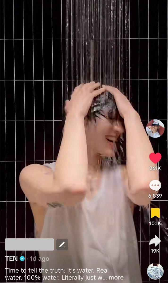 misskloss_1001's tweet photo. Ten’s actually crazy 🫢 man’s spotting issues and fixing them on the fly… cleared dry water drama via TikTok, ditched the tape and switched to a suction case for better filming, kept Bubble after fans got worried, posted on sns almost daily, and already talking about more channels…
The fact he’s done more in a few days than his old company did in years? am I dreaming or what