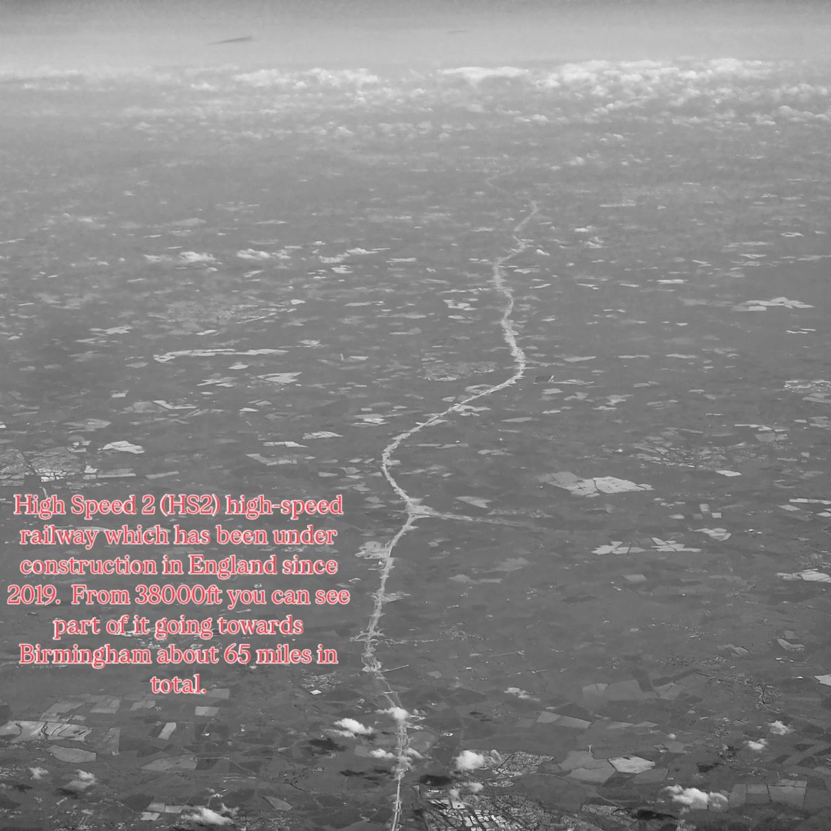 NorfolkFlyer100's tweet image. High Speed 2 #HS2 high-speed #railway which has been under construction in #England since 2019.  From 38000ft you can see part of it going towards #Birmingham about 65 miles in total. #trains #flying #travel #science #UK