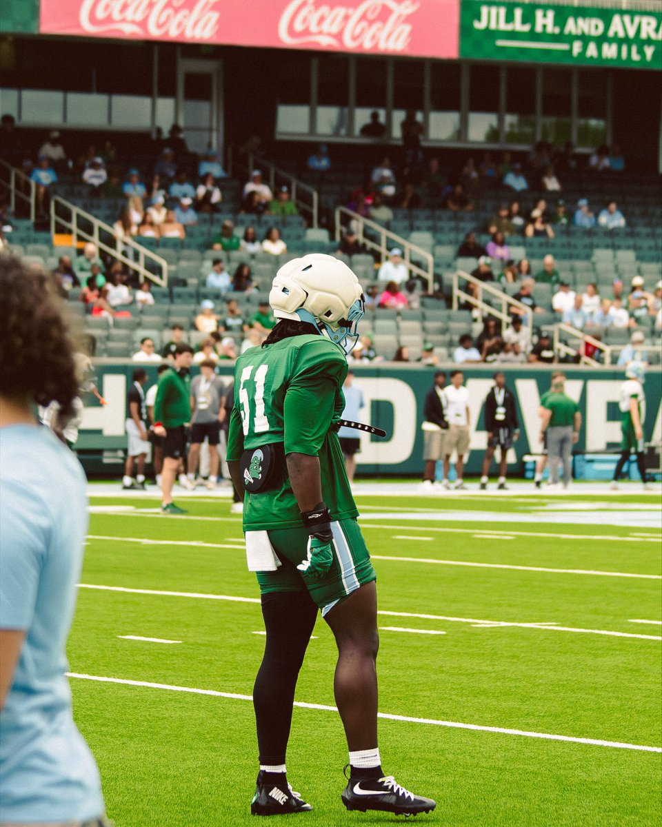 shadkingin's tweet image. 𝑰𝒏𝒏𝒂 🥾 𝑹𝒐𝒍𝒍𝒊𝒏𝒈 𝑾𝒊𝒕𝒉 𝑻𝒉𝒆 🌊
#ThankYouLord #RollWave
#Future⭐️