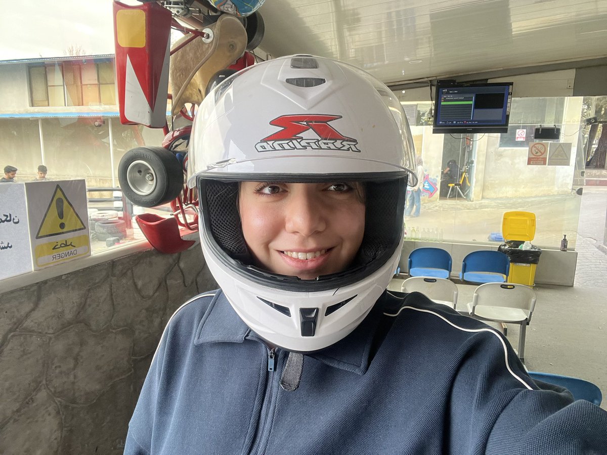 آدم‌خوار tweet media