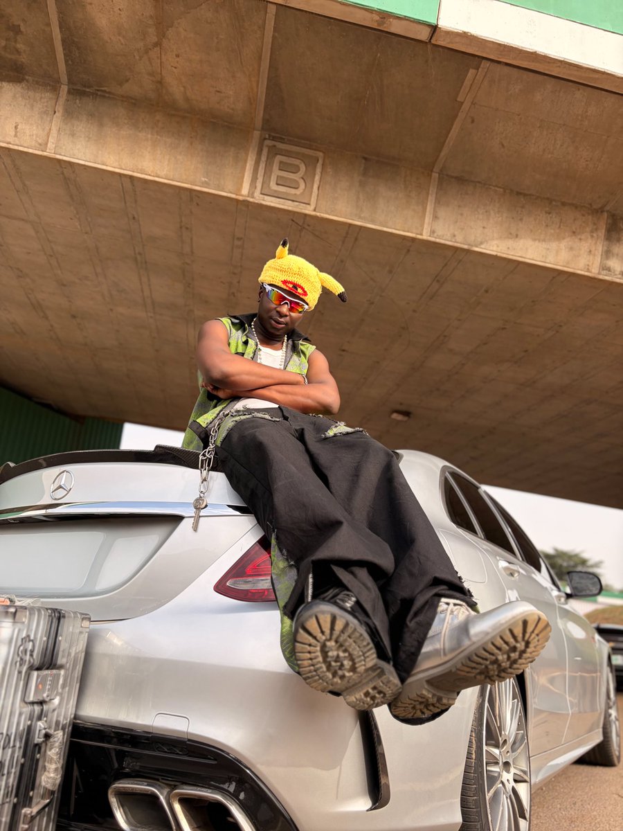 Slick Iliya tweet media