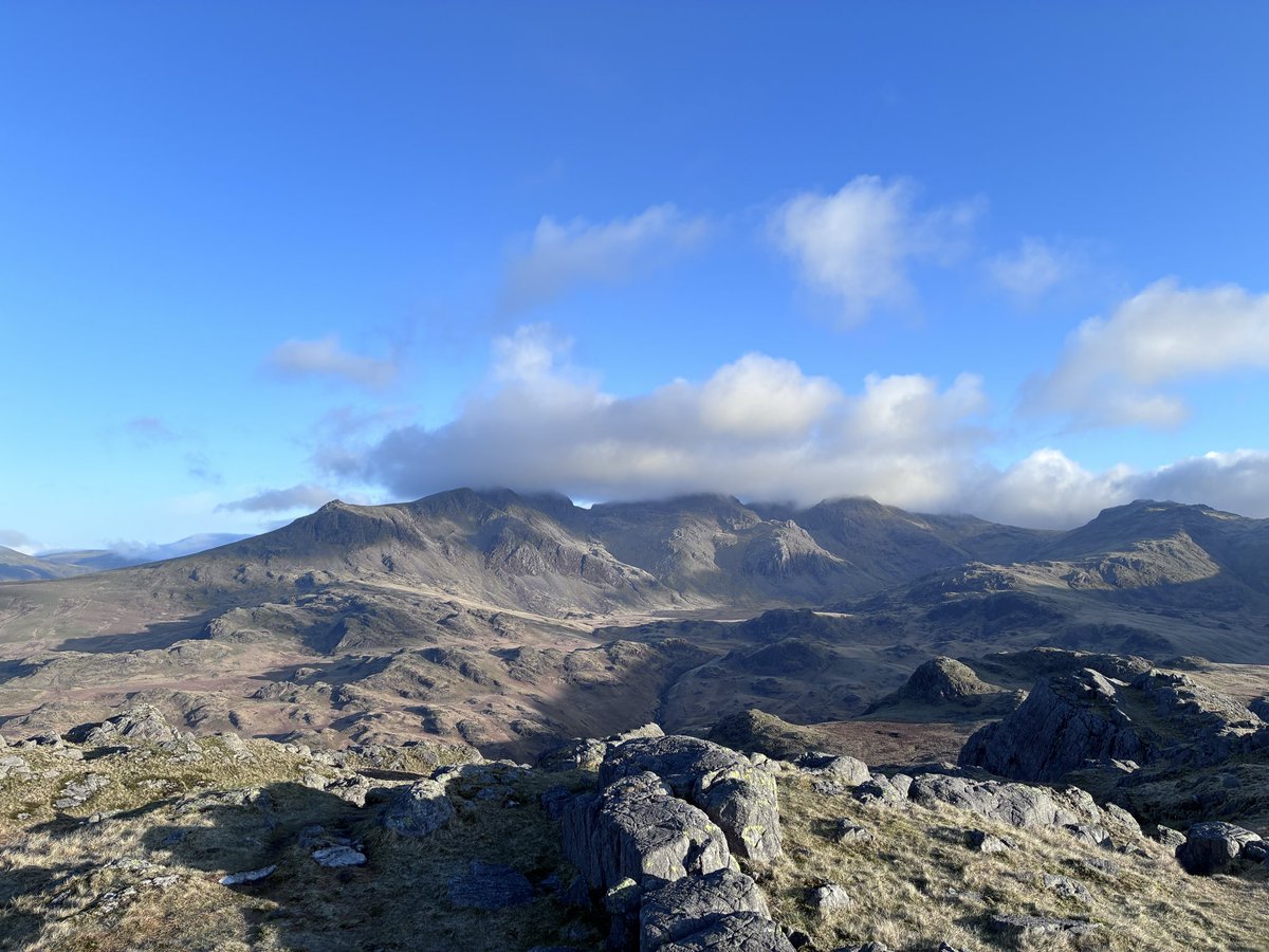 geordie_lakes's tweet image. Wonderful wild camp last night with @researchdreams - ticking off some straggler Wainwrights, had a rest at Hardknott last night and carried on again today! Cracking couple of days #lakedistrict #mountains #Cumbria #Wainwrights