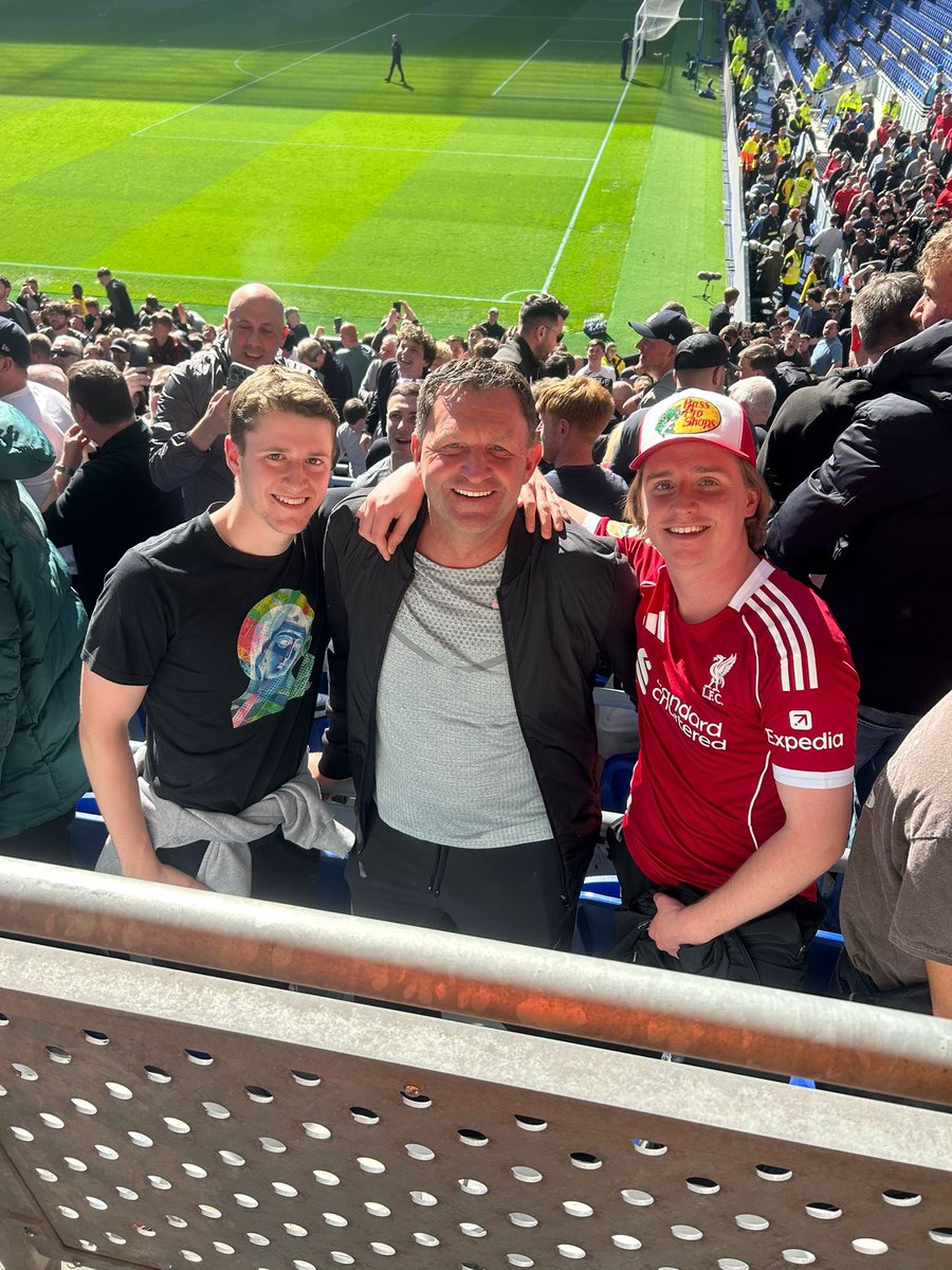 tetchlfc's tweet photo. Hahahahahahahahahahaha https://t.co/efRk5OSrf1
