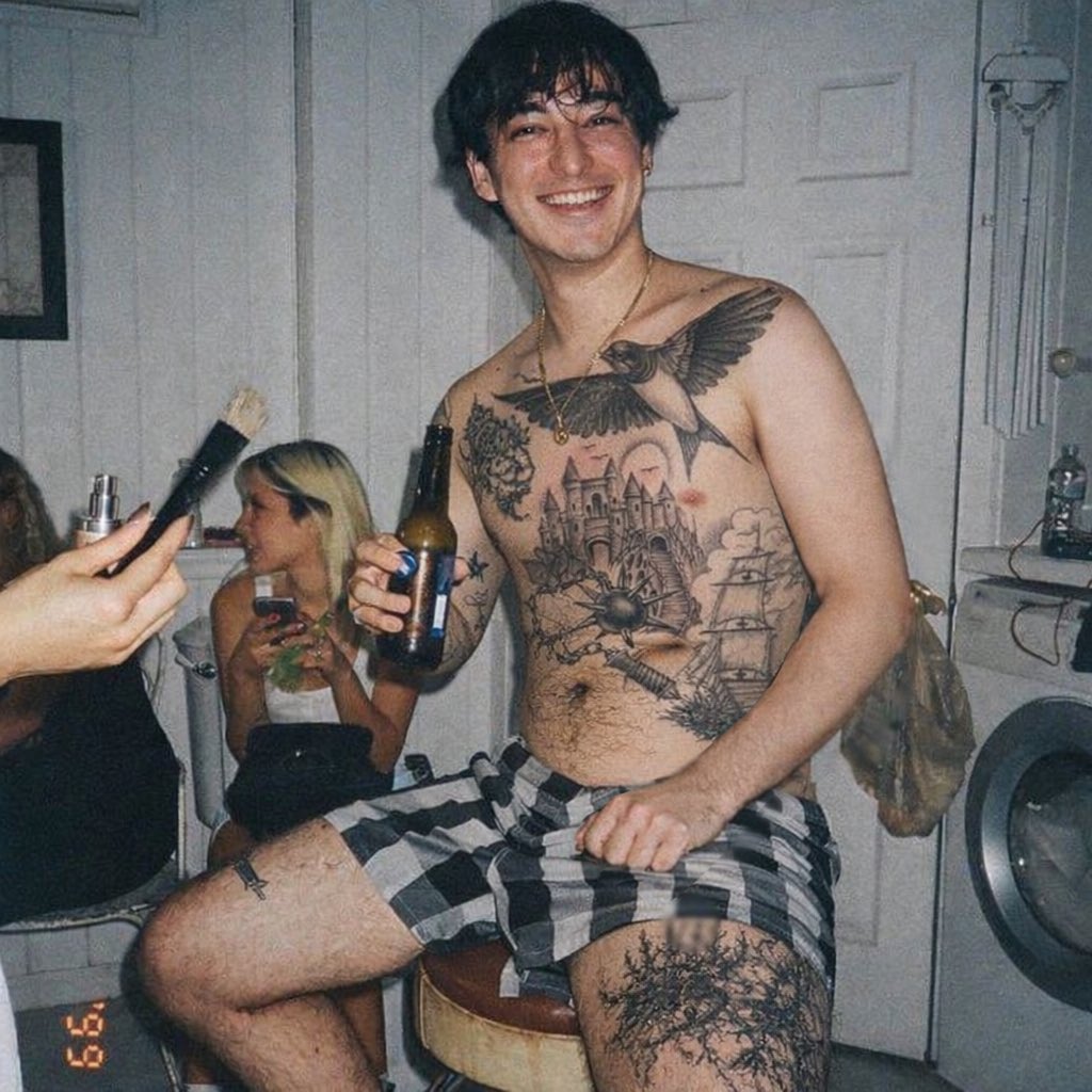 gica sevEN tweet media