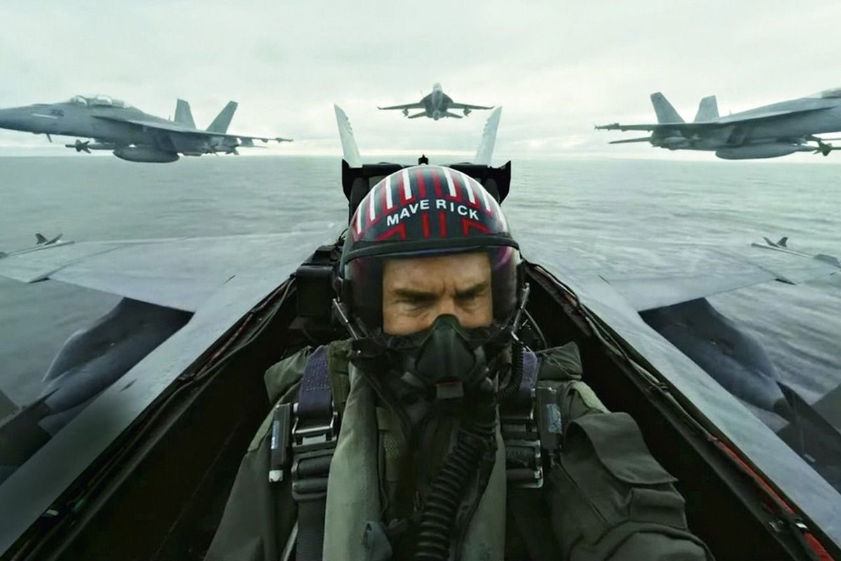 gliciofonseca's tweet image. #TopGun 3 confirmado!
O estúdio de cinema #Paramount confirmou, durante a #CinemaCon, deste ano, que o filme terá a 3a sequência, depois de #TopGun, de 1986, e #TopGunMaverick, de 2022. #TomCruise voltará como protagonista, no papel do Cap Pete Mitchell, o #Maverick, da @USNavy.