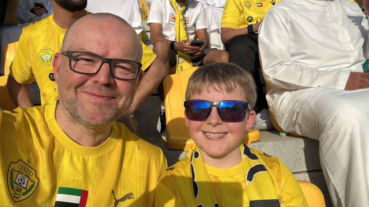 PeoplesAndy's tweet image. Big night at the Zabeel Stadium this evening!! @AlWaslSC welcomed @AlNassrFC &amp;amp; @Cristiano in the Asian Champions league 2. @ward_jr @UltrasJunoon #AlWasl #Dubai #Alnassr #CR7 #Ronaldo #Emperors #UAE 🟡🟡🇦🇪🇦🇪