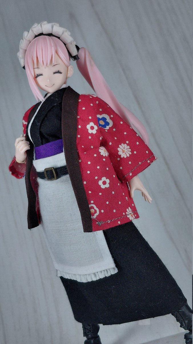 0832(<a href="/0832_create/">0832/ｾﾞﾛﾊﾁｻﾝﾆｰ</a> )さんのはんてん、めちゃカワイイ！
きっちりしたカッコの上にはんてんの組み合わせいいな…！✨️✨️✨️