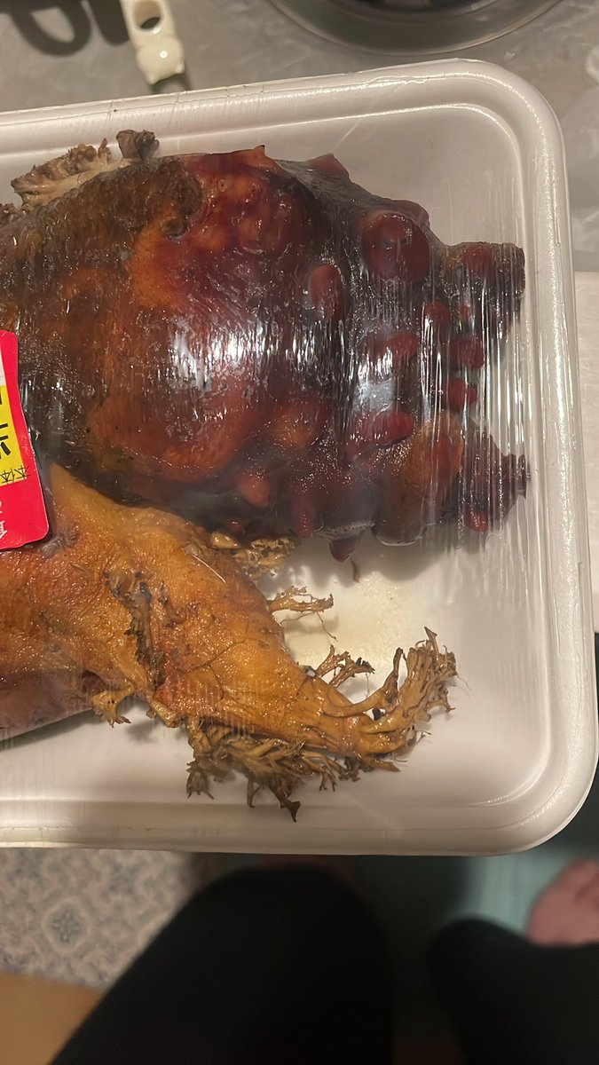take_0123__'s tweet photo. いいですか？皆さん。
明日も朝から仕事なので今からホヤ捌いて食って眠剤飲んで寝るんで邪魔しないでください。 https://t.co/F2yvljicuZ