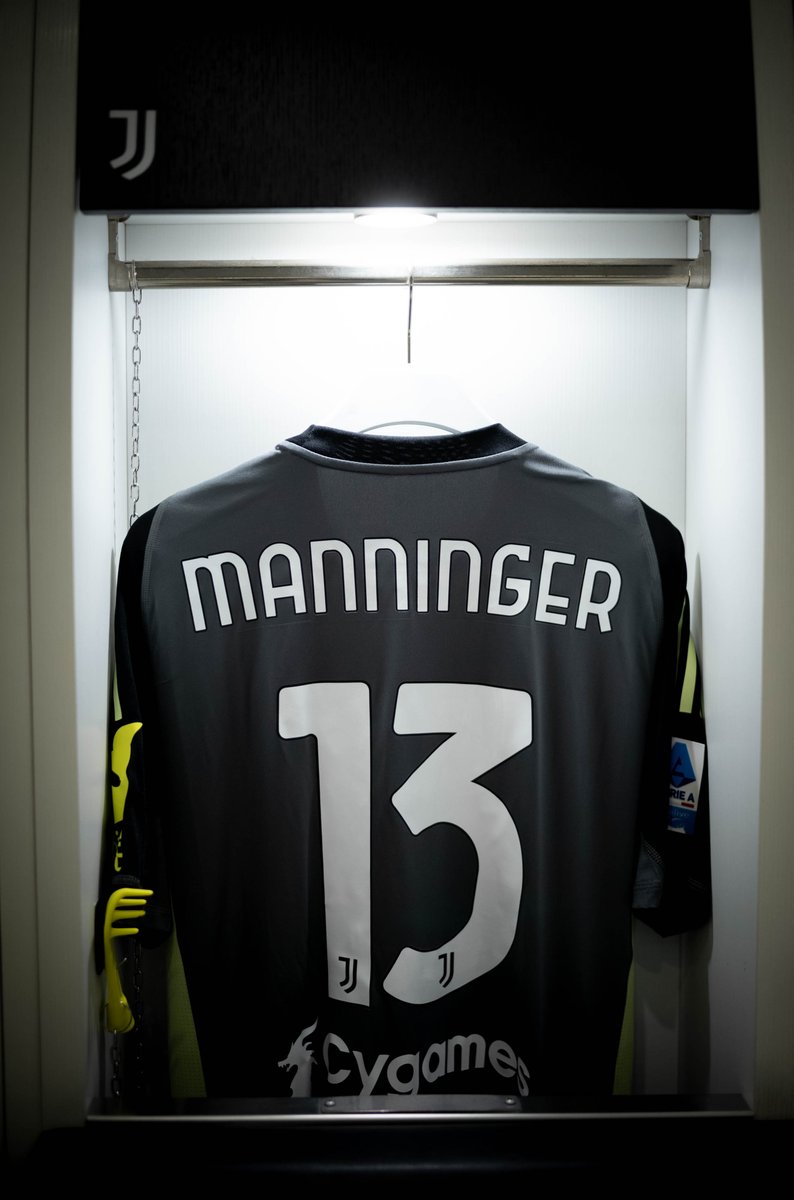 JuventusFC tweet media