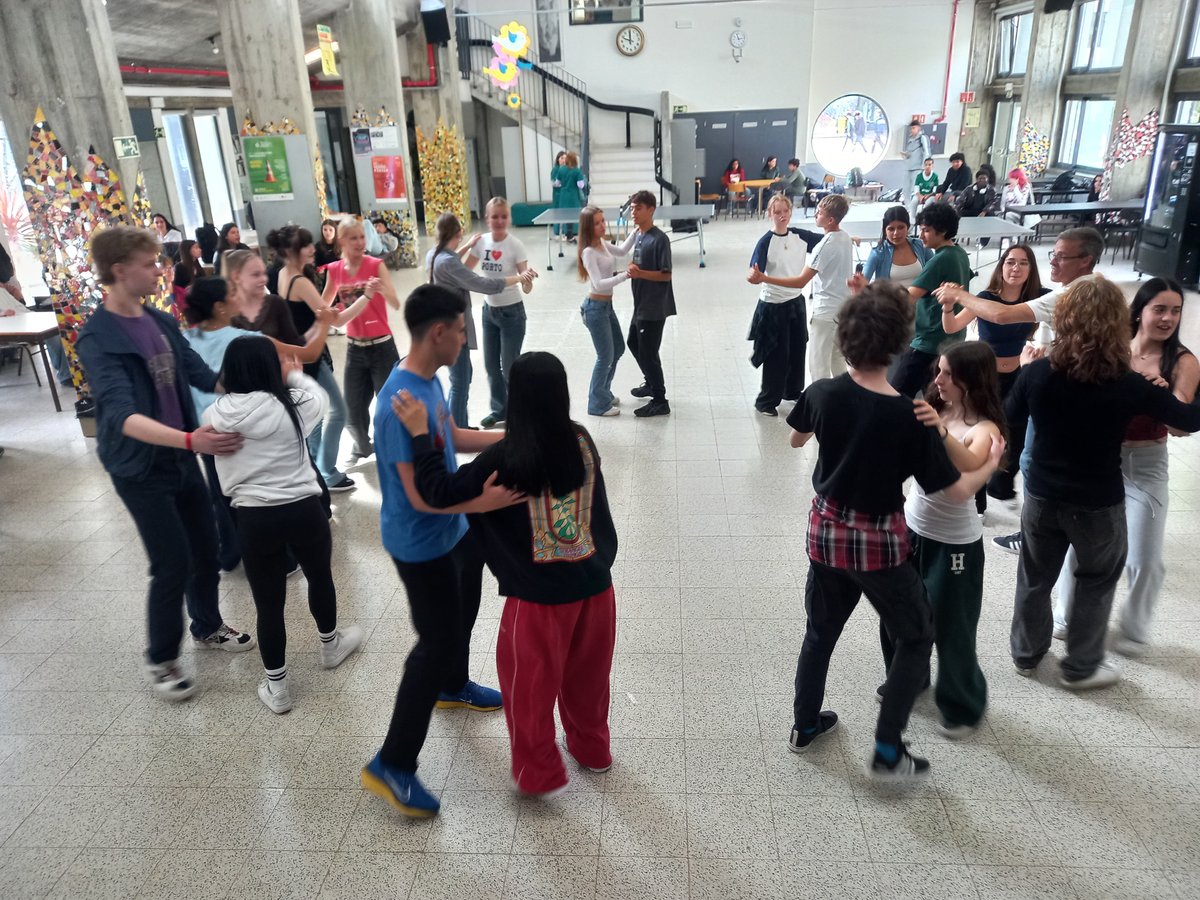 Projectes internacionals Bellera tweet media
