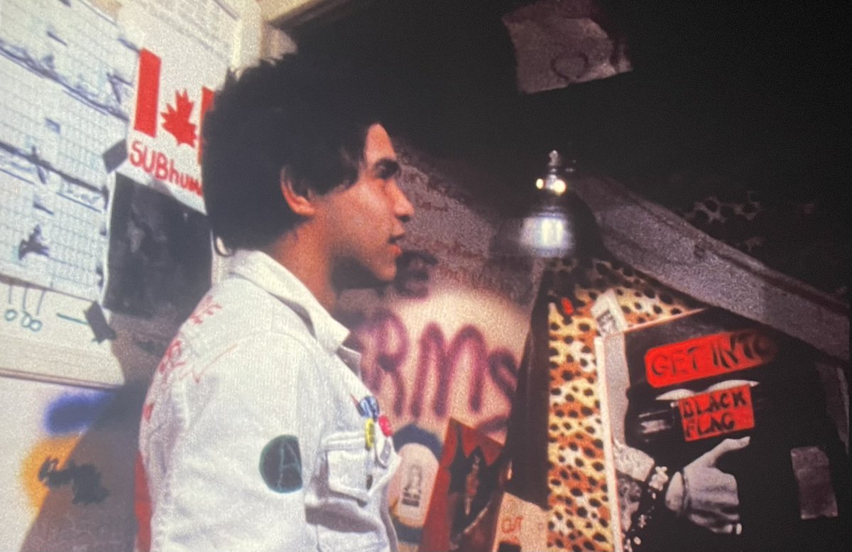 Band Posters In Movie Bedrooms tweet media