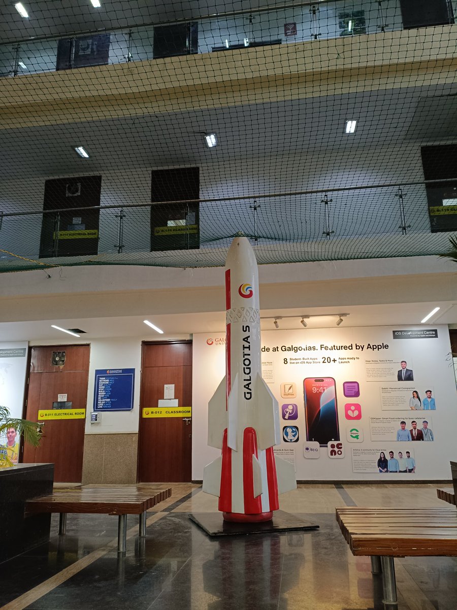 ayush89523's tweet image. MTE exams starting.

Not fully prepared, not fully confident—just showing up with whatever I’ve got.

Let’s see how it goes.
#MTE #Exams #StudentLife