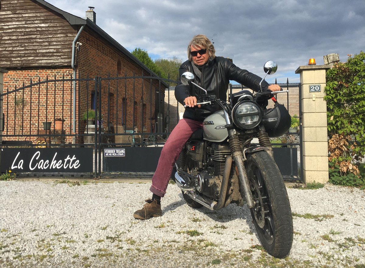 Dr. Teun Voeten tweet media