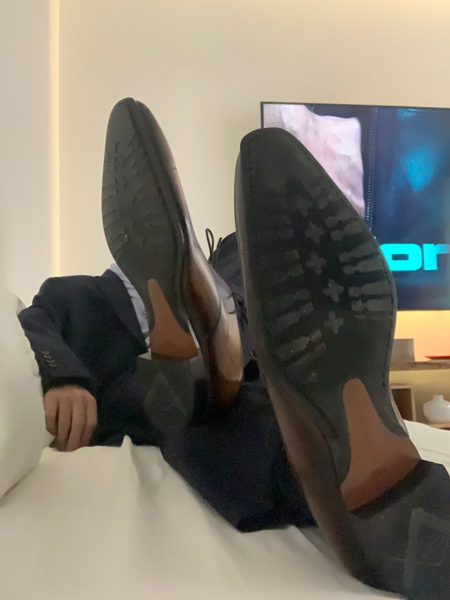 kk136620's tweet photo. Lick these soles https://t.co/VcPsCRovGB