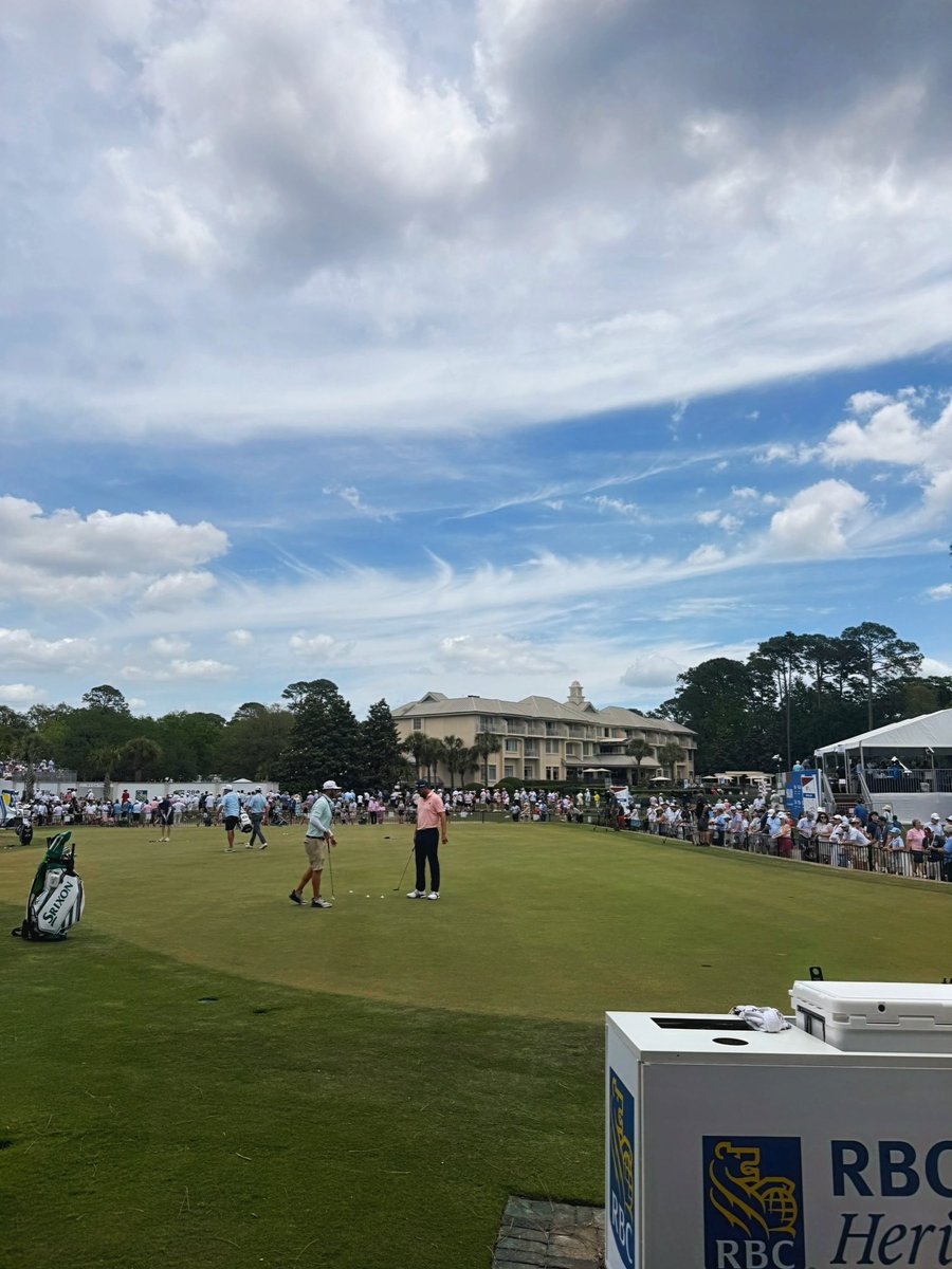 KyleeHansenTV's tweet photo. Last day at Harbour Town Golf Links!
Scheffler and Fitzpatrick off at 1:50 in a battle for the first place $3.6 million

@MirrorUSSports https://t.co/TKNOLC0HTG