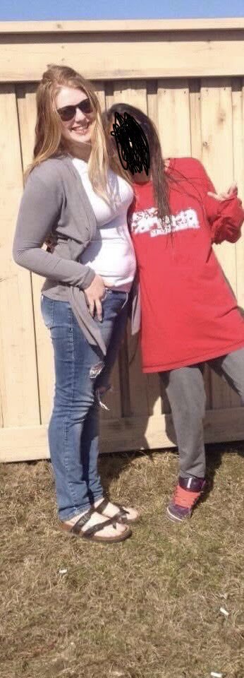 FeedeeStephanie's tweet image. I’m so proud of my weight gain! I look like a completely different woman now. #weightgain #beforeandafter #ssbbw #gainer #stuffer #skinny #obese