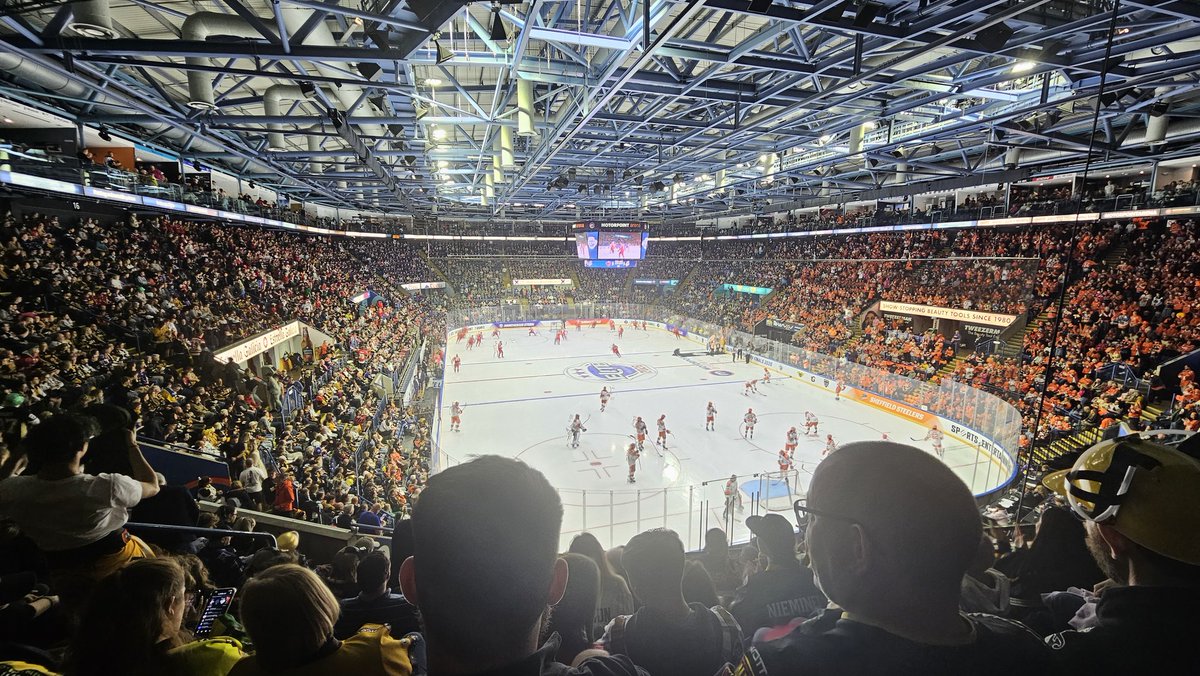 RogueishGent's tweet photo. Fans from all 10 teams sitting side by side. Not even  an inference of trouble. Not a spare seat to be had yet the  mainstream media don't want to know 
#EiHL  #POFW https://t.co/IFTgkycdYW