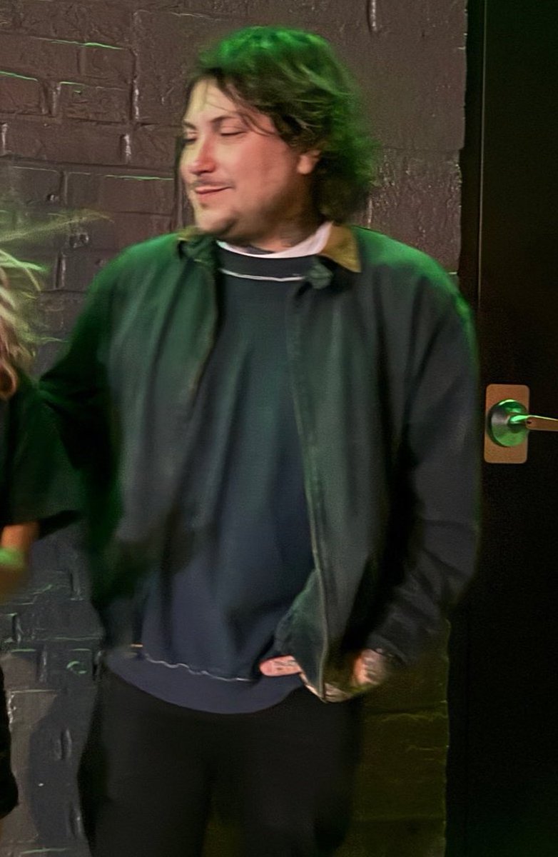 gee • 𝔳𝔞𝔪𝔭𝔦𝔯𝔢 𝔠𝔬𝔴𝔟𝔬𝔶 tweet media