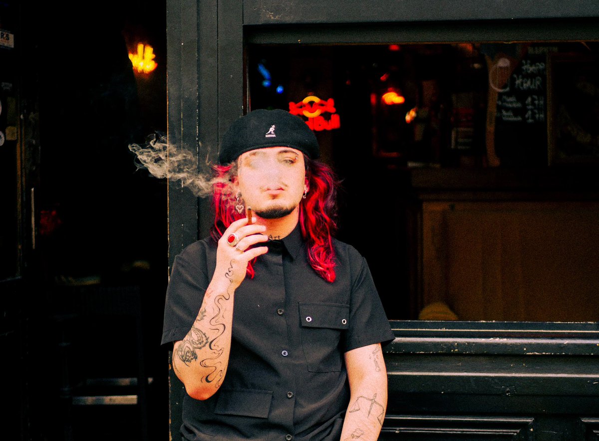 hi #LGBTQIAAprilVibes