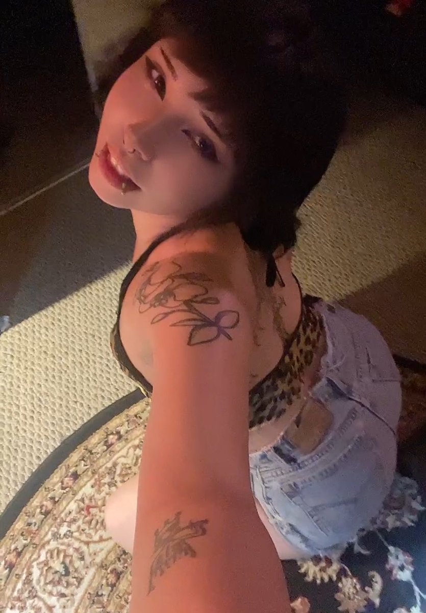 ⛧°｡⋆༺ goddess sosi ༻⋆｡°⛧ tweet media
