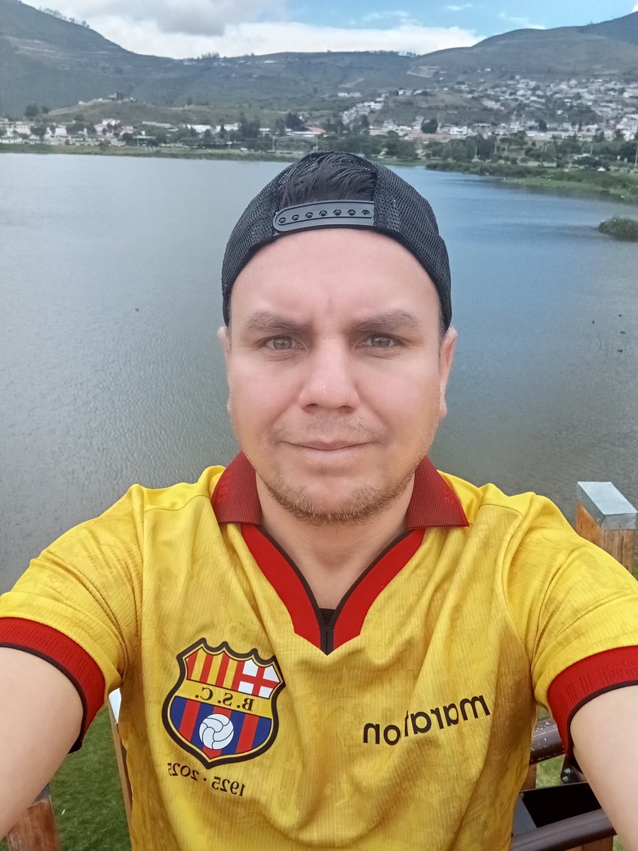 JohnnyHidalgo6's tweet image. Laguna de Yahuarcocha - #Ibarra - #Ecuador 🇪🇨🏞️Hoy a ganar equipo de mi vida 🟡⚫🔴 Vamos @BarcelonaSC