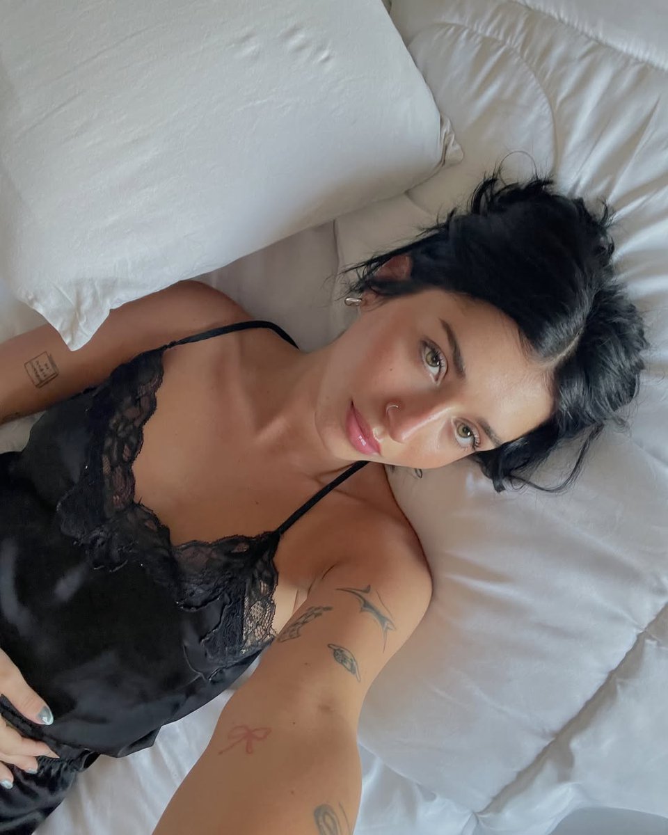 TriLLmatic_449's tweet image. #Beatifulgirl