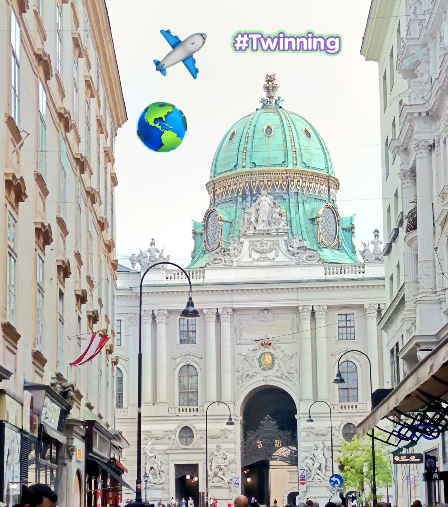 remegope's tweet image. 🇦🇹Comenzamos aventura eTwinning/Erasmus+ con nuestros socios austríacos 🏫💻🫂#BachInternacional #IB @eTwinning_es @eTwinning_CyL @ies_santayana @CFIE_Avila @AvilaEducaJCYL @diario_de_avila @cadenaser_avila 
Día 1: Viena